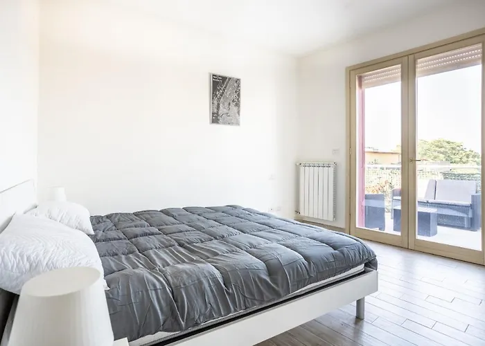 Apartment Urban Retreat -private Parking+terrace *