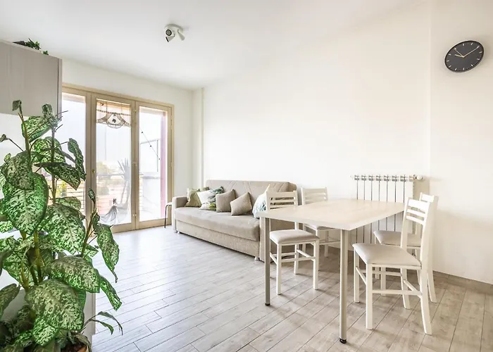 Apartment Urban Retreat -private Parking+terrace