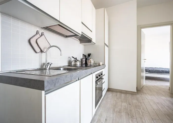 Urban Retreat -private Parking+terrace Apartment