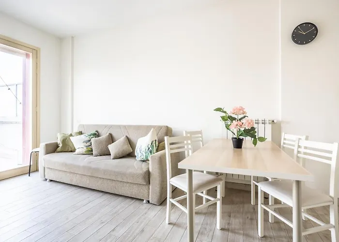 Apartment Urban Retreat -private Parking+terrace