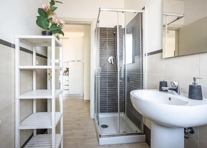 Urban Retreat -private Parking+terrace Rome